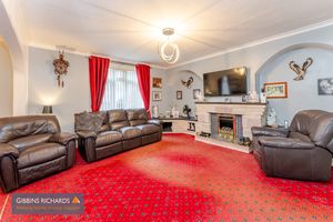 Sitting Room- click for photo gallery